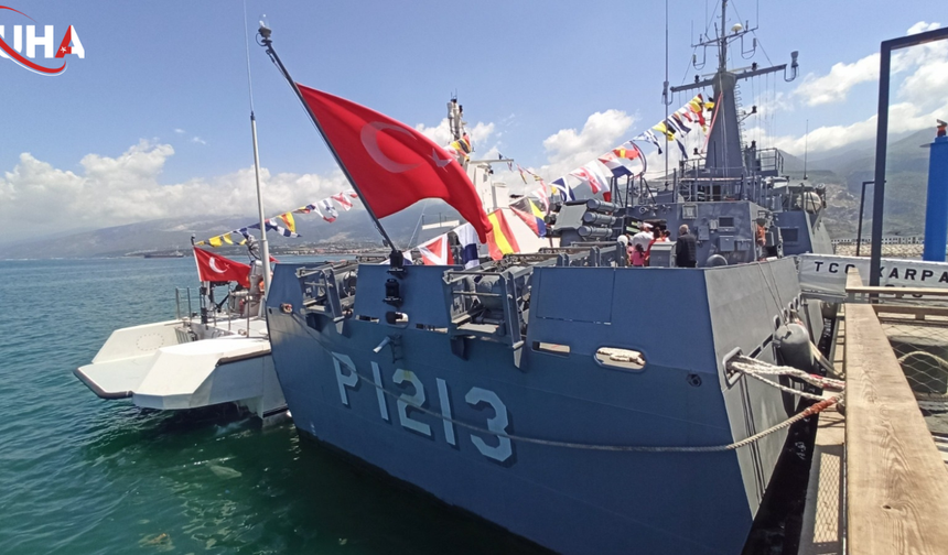 TCG Karpaz Savaş Gemisi İskenderun'da Ziyarete Açıldı