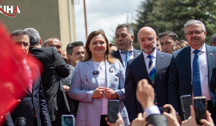 Mehterli Karşılama, Yeni Hedefler: Başkan Köksal "Güçlü Hizmet" Vurgusu Yaptı
