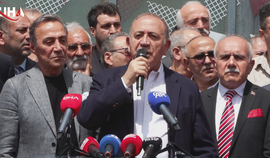Gürsel Tekin CHP’nin Geleceğini İşaret Etti