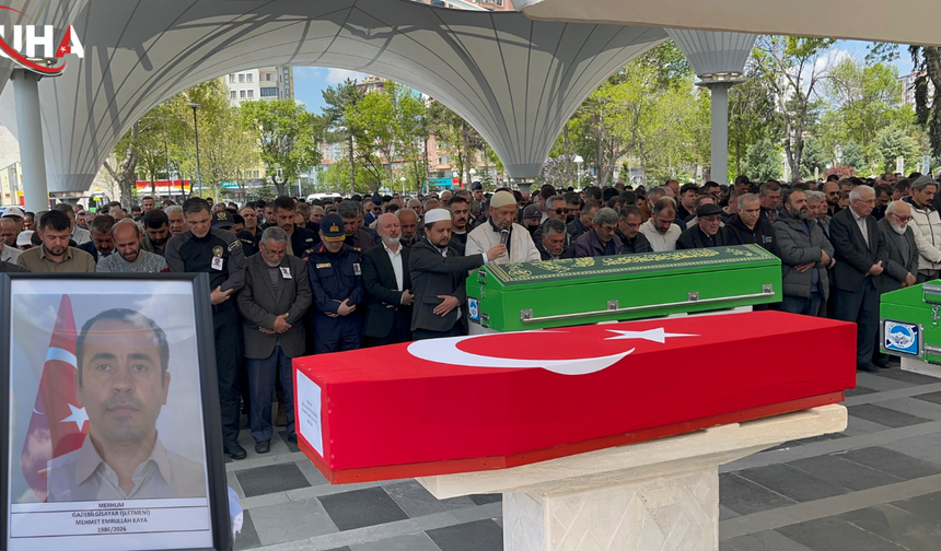 Şehit Polis Memuru Mehmet Emrullah Kaya Son Yolculuğuna Uğurlandı