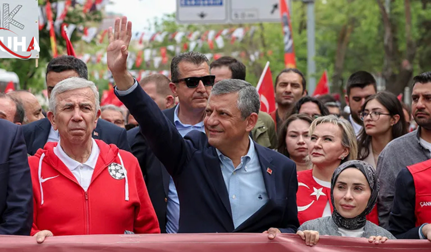 Özgür Özel: “Cumhuriyet’i Gerçek Sahiplerine Teslim Edeceğiz”