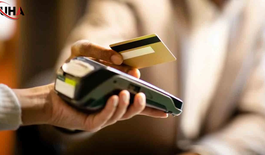 Harcama Çılgınlığı Dijitalde: Nisan Ayında Kartlı Ödemelerde 2,6 Trilyon Liralık Devasa Rekor