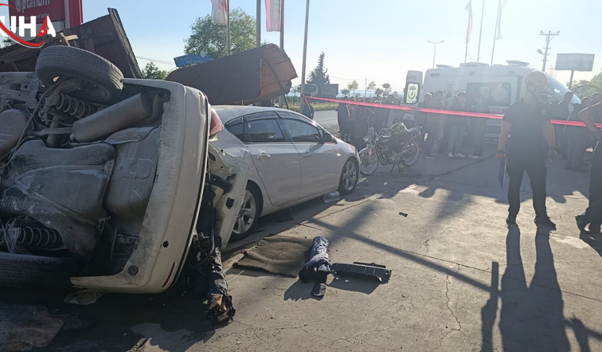 Zonguldak’ta Kontrolden Çıkan Araç Ortalığı Savaş Alanına Çevirdi