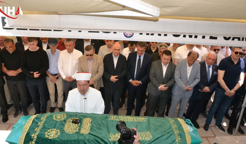 Özgür Özel’in Amcası Necati Özel Manisa’da Son Yolculuğuna Uğurlandı