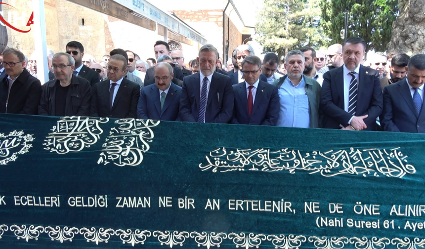 Mehmet Şener Emir Sultan’dan Son Yolculuğuna Uğurlandı