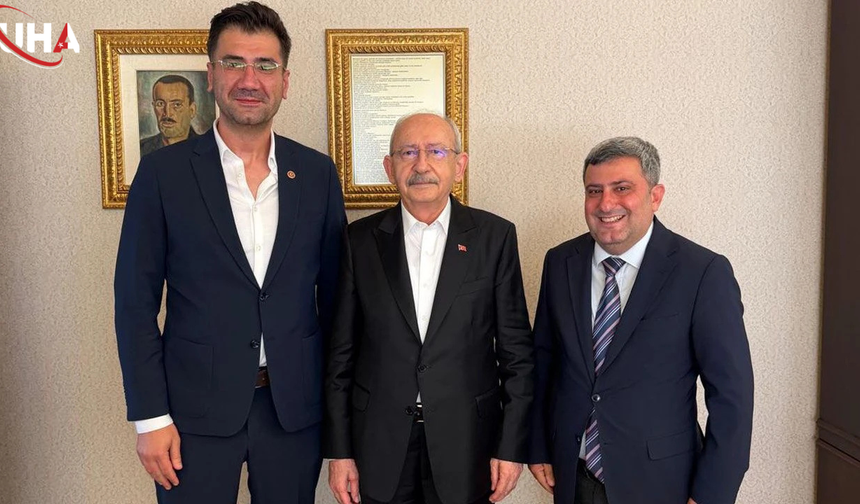 Kılıçdaroğlu Bakırköy Meclis Üyeleriyle Bir Araya Geldi