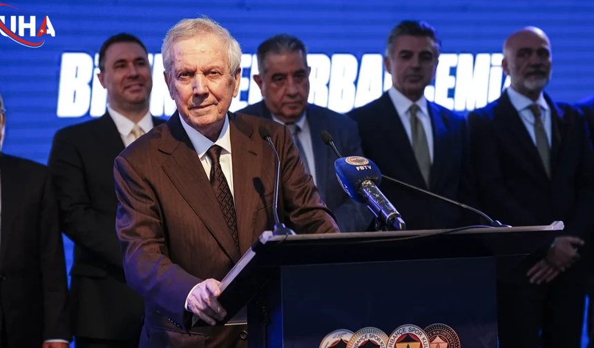Fenerbahçe'de Yeni Teknik Direktör Bugün Belirleniyor