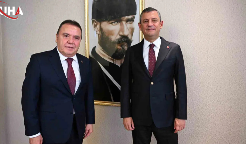 Muhitin Böcek’in Etkin Pişmanlık İfadesi Özgür Özel’i Köşeye Sıkıştırdı