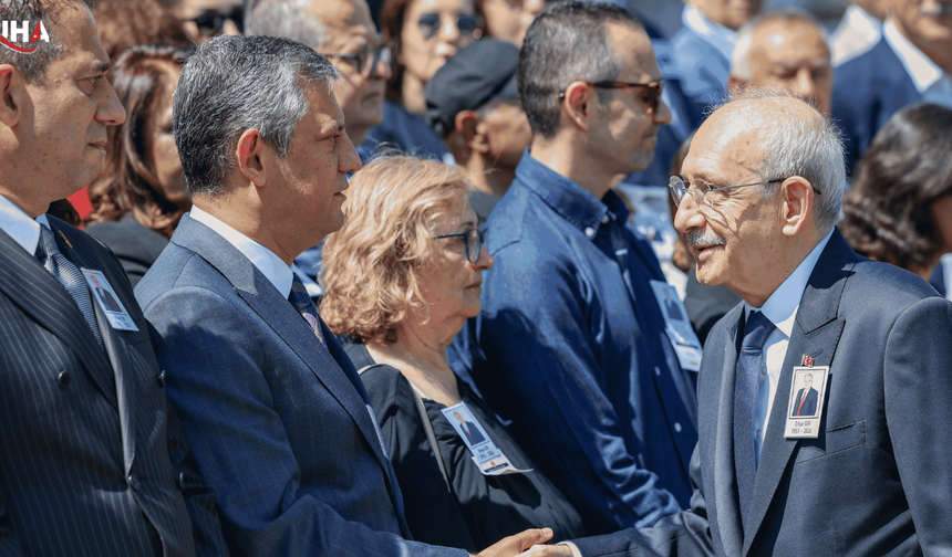 Cumhuriyet Halk Partisinde Yeni Kriz: Özgür Özel'in Grup Başkanlığı Düşürülüyor