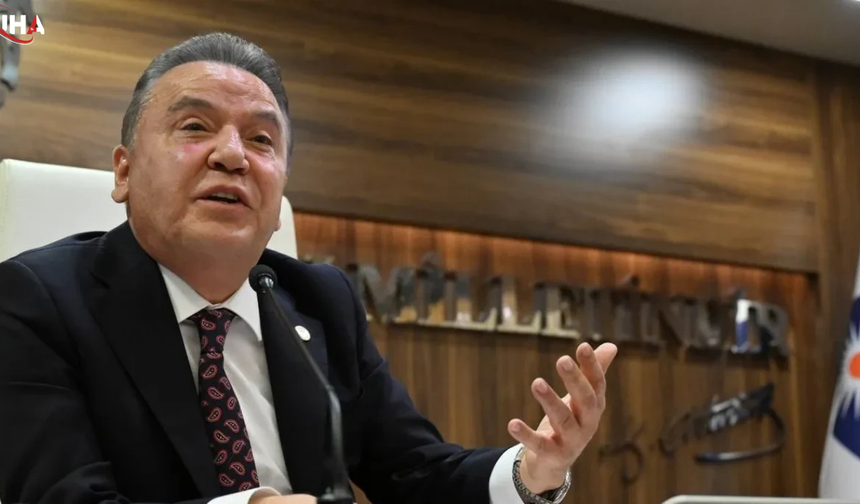 Muhittin Böcek’in Çantası Euro Doluydu! Özel Kalemden Şok Eden İfadeler