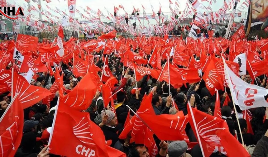 CHP'de Kurultay Depremi: 700'ün Üzerinde İmza Toplandı