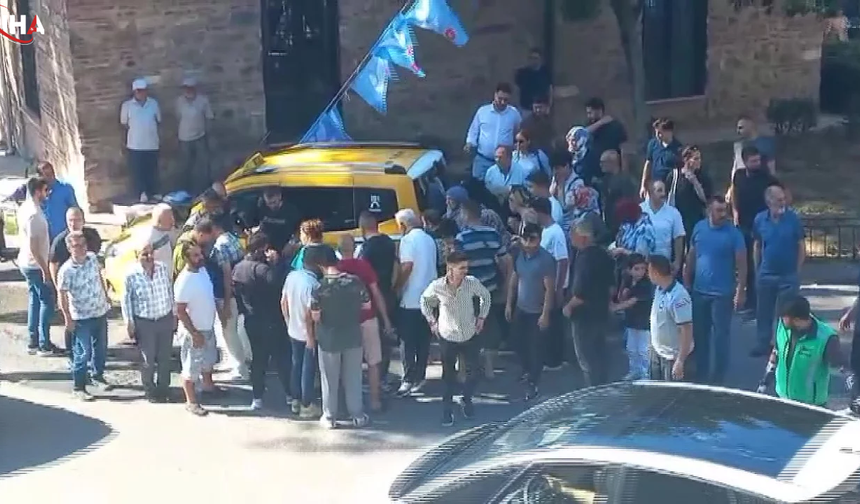Bursa'da Genç Avukat Taksinin Altında Sürüklendi