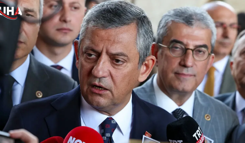 Özgür Özel MYK'nın Teşkilat Kararlarına Meydan Okudu