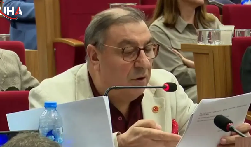 CHP'li Özkandan Tepki: Neyle Tehdit Ettiğinizi Açıklayın