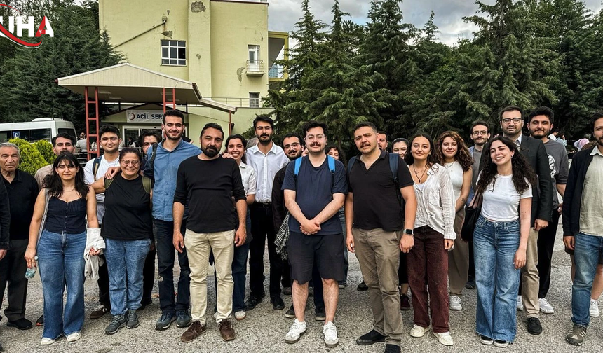 Eğitimcilerin Meclis Yürüyüşüne Polis Engeli: 18 Kişi Serbest