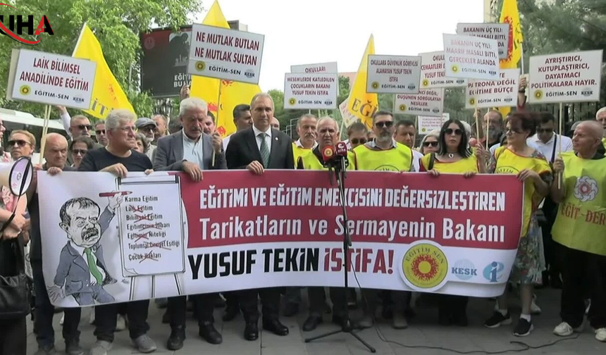 Eğitim-Sen'den Kurucu Başkan Yıldırım Kaya'ya Kurumsal Rest