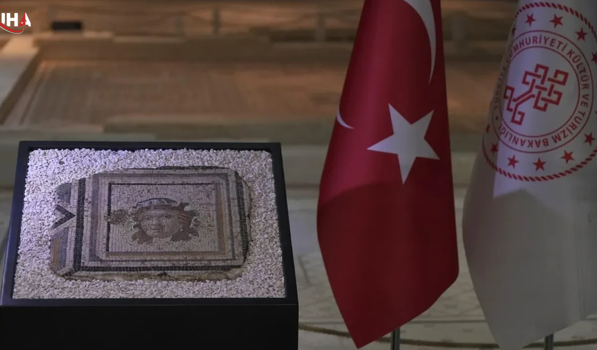 Zeugma’da Büyük Gün: 13’üncü Mozaik Paneli Ana Vatanına Döndü
