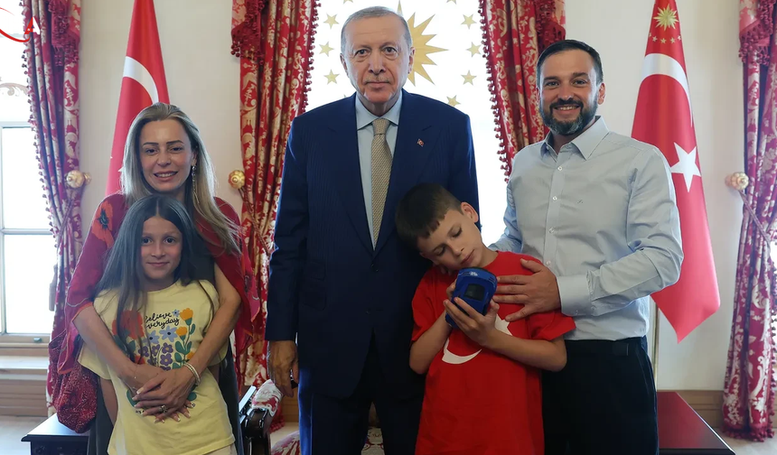 12 Yaşındaki Joshua Harris Cumhurbaşkanı Erdoğan'ın Konuğu Oldu