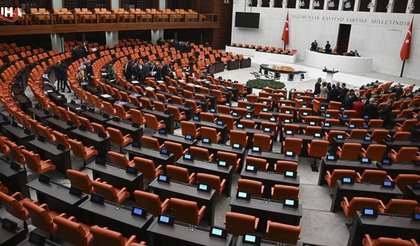 TBMM'de NATO Zirvesi Sonrası Mesai Başlıyor: Gündem Emekli Zammı, Öğrenci Affı Ve 12. Yargı Paketi
