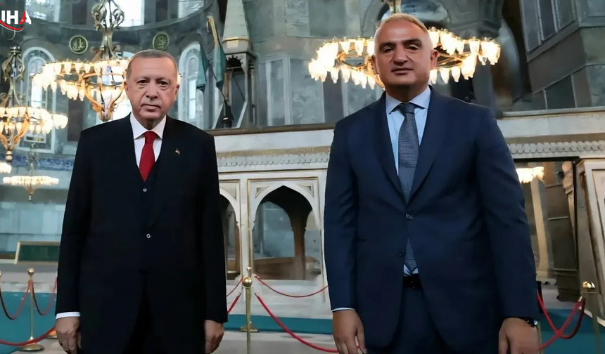 Bakan Ersoy: Ayasofya’yı Geleceğe Taşıyoruz