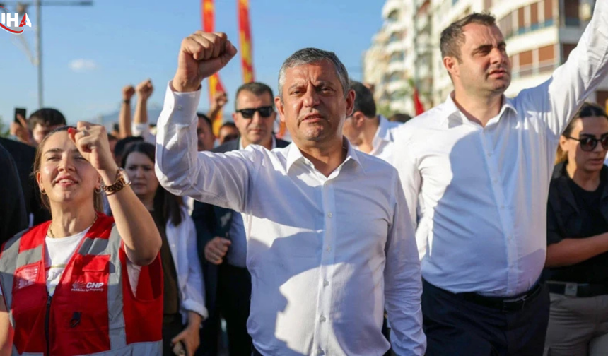 Özgür Özel'in Yeni Parti'sinde İsim Ve Strateji Netleşti