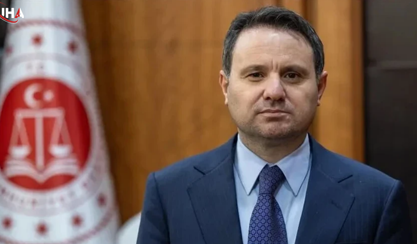 Adalet Bakanı Akın Gürlek Tazminat Gelirini Kızılay'a Bağışladı