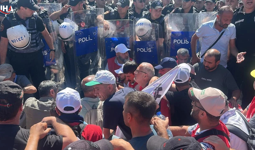 Ankara'ya Yürümek İsteyen Termik Santral İşçilerine Polis Müdahalesi