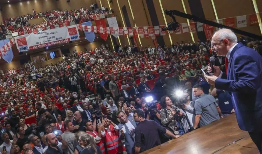 CHP’nin Törenine Figüran Götüren Ajans İsyan Etti: “Paramızı Alamadık”