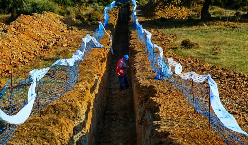 İzmir'de 11 İlçe İçin Büyük Deprem Alarmı