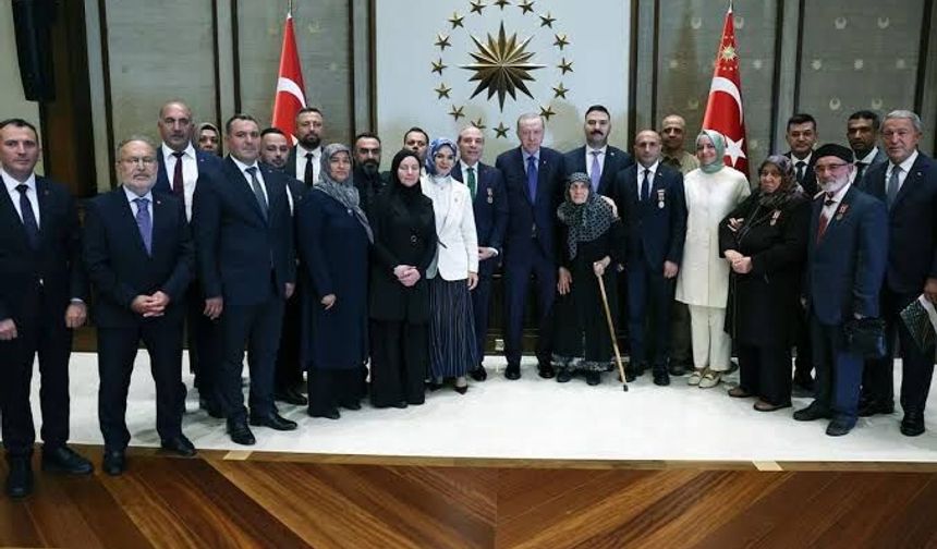 Cumhurbaşkanı Erdoğan'dan Önemli Mesajlar: 'Şehit Aileleri ve Gaziler İçin Ne Gerekiyorsa Yapacağız'