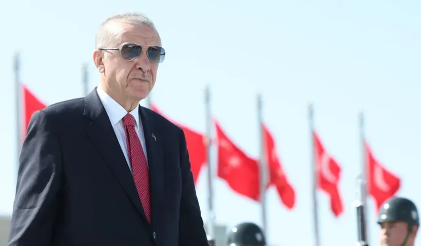 Cumhurbaşkanı Erdoğan'dan AK Parti'nin 25. Yıl Mesajı: 'Yeni Dönemin Yol Haritasını Ortaya Koyduğumuz Tarihi Bir Eşiktir