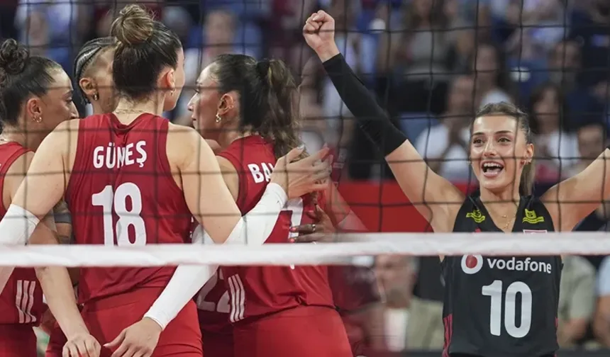 Şampiyonaya Harika Başladık: Filenin Sultanları Letonya'ya Set Vermedi