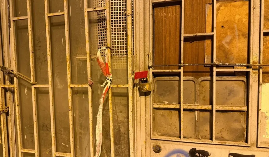 Güngören’de Korku Dolu Gece: 5 Katlı Binanın Balkonu Çöktü