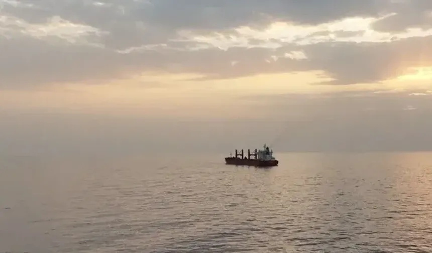 Husiler Ticari Gemiye Vurdu! 6 Ölü, 10 Yaralı