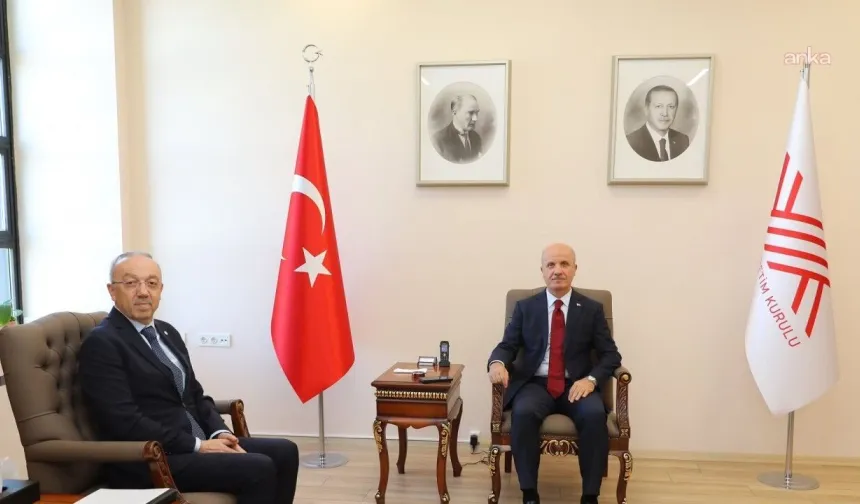 Türk Eczacıları Birliği’nden YÖK’e Net Çağrı: "Eczacılık Kontenjanları Düşürülmeye Devam Etmeli