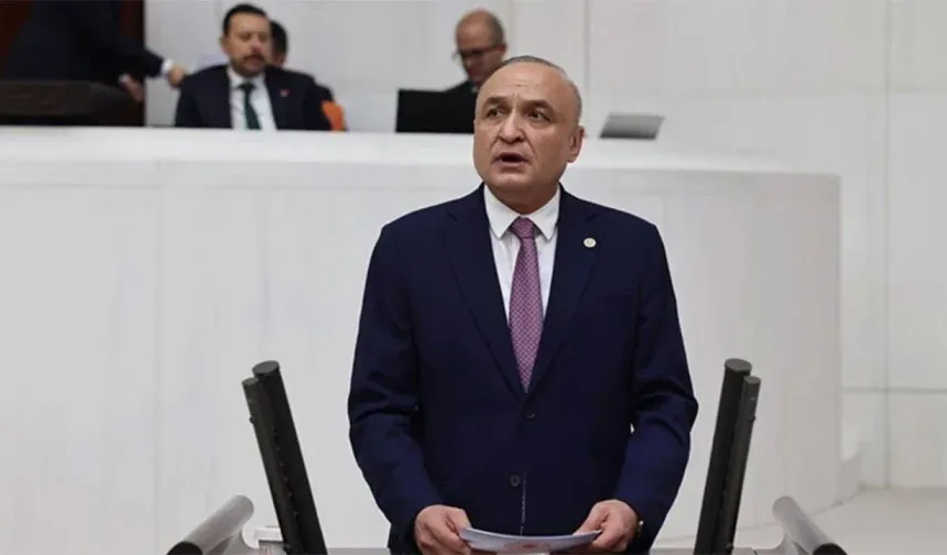 YENİ Parti Milletvekili Melih Meriç’e Sokak Ortasında Bıçaklı Saldırı