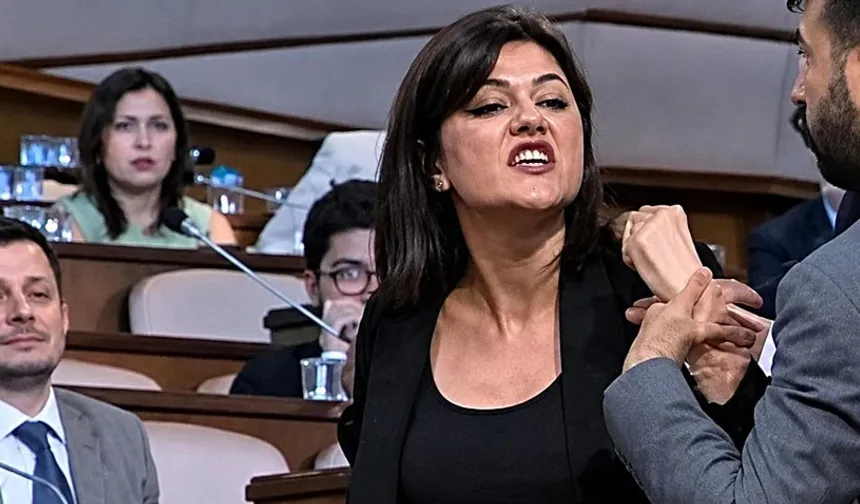 İBB Meclisinde CHP'li Üyeye Şok Söz! Ortalık Bir Anda Karıştı