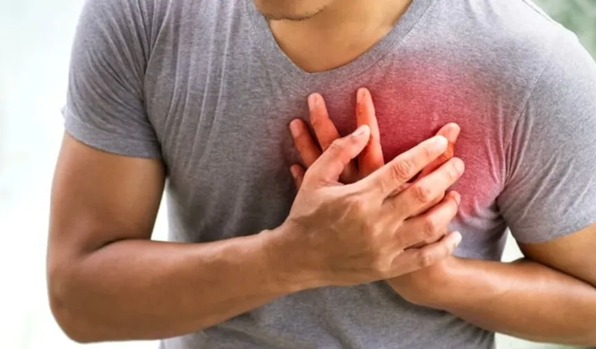 Göz Kapaklarındaki Sarı Lekeler Kalp ve İnme Riskinin Habercisi Olabilir
