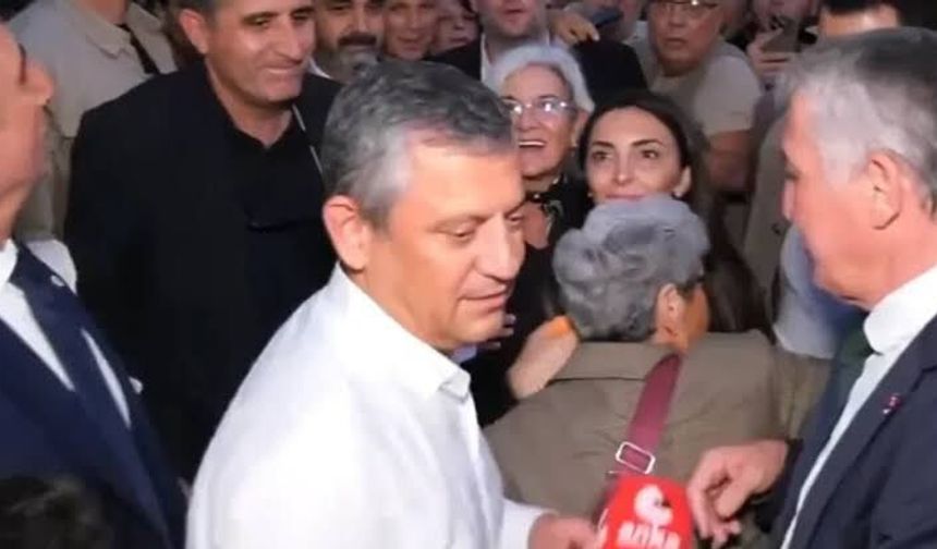 Özgür Özel Bursa Programında Vatandaşları Hem Azarladı, Hem de Beddua Etti!