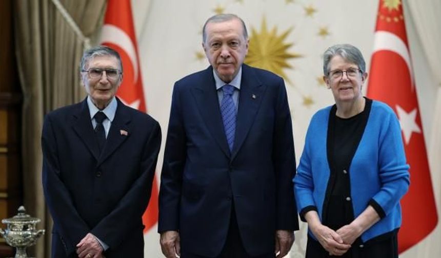 Cumhurbaşkanı Erdoğan, Nobel Ödüllü Bilim İnsanı Aziz Sancar'ı Kabul Etti