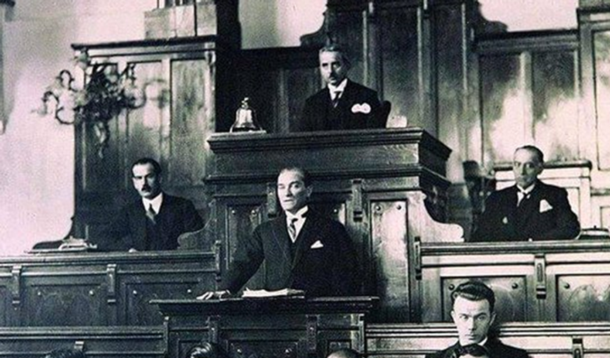 103 Yıllık Gurur: "Yarın Cumhuriyet'i İlan Edeceğiz" Sözünün Hikâyesi