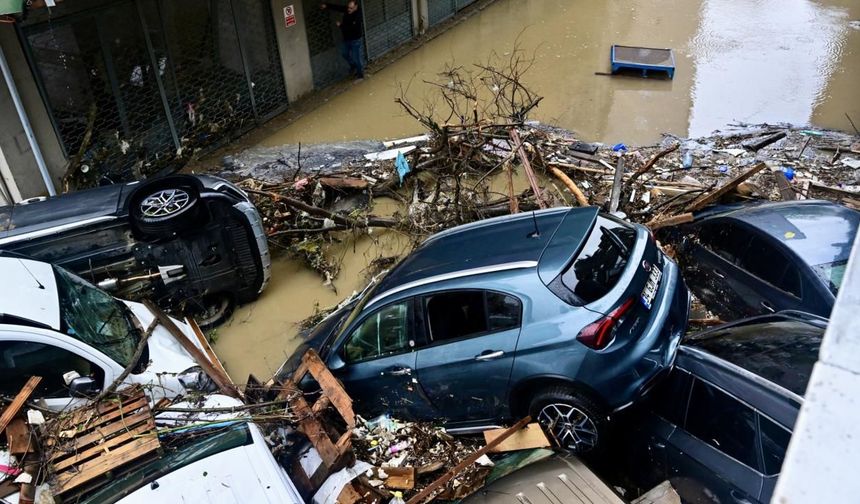 İstanbul’da Sel Felaketinde Acı Bilanço Ağırlaştı: Can Kaybı 7’ye Yükseldi