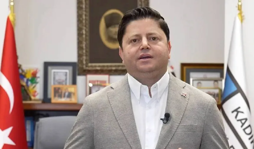 Kadıköy Belediye Başkanı Mesut Kösedağı YENİ Parti'ye Geçti
