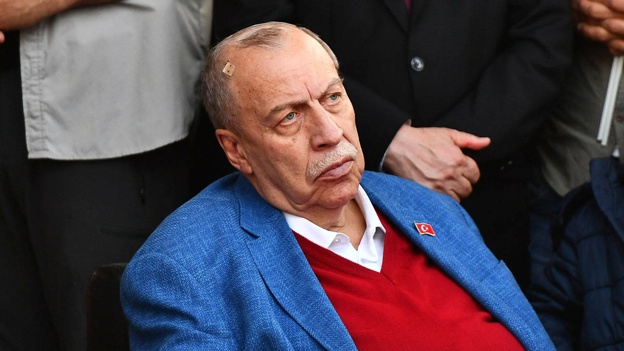 Yaşar Okuyan entübe edildi Durumu kritik