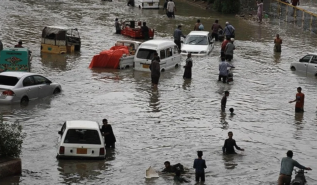 Pakistan'da şiddetli yağışlar can aldı: 8 ölü, 12 yaralı