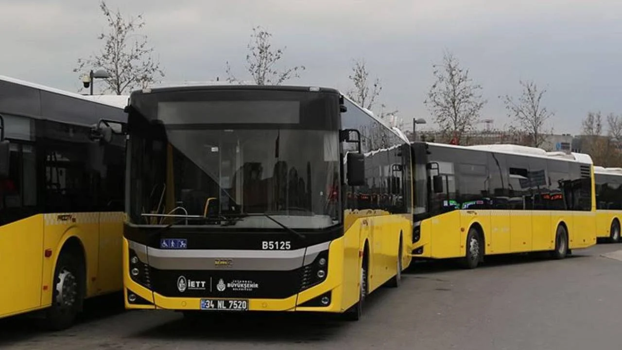 Üsküdar'da İett Otobüsünün Kadın Sürücüsünü Tehdit Eden Taksici Yakalandı