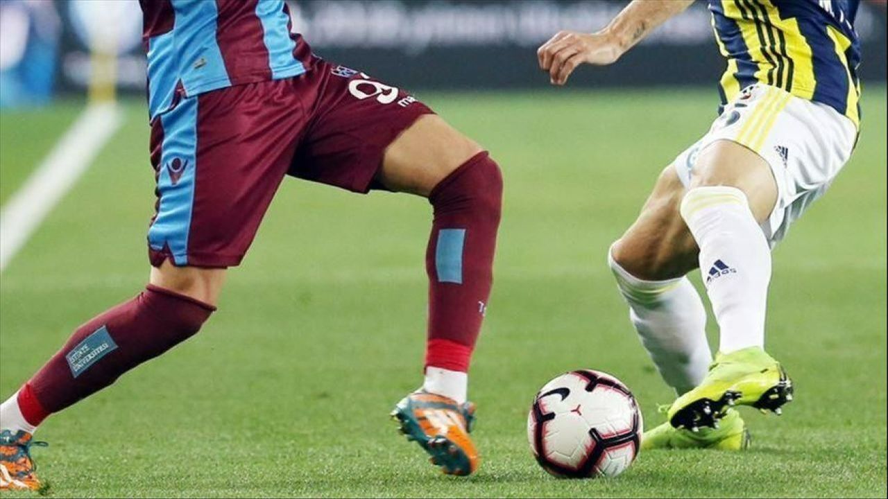Fenerbahçe Trabzonspor Maçının Muhtemel 11'Leri! Oosterwolde Oynamayacakfenerbahçe Trabzonspor Maçının Muhtemel 11'Leri! Oosterwolde Oynamayacak