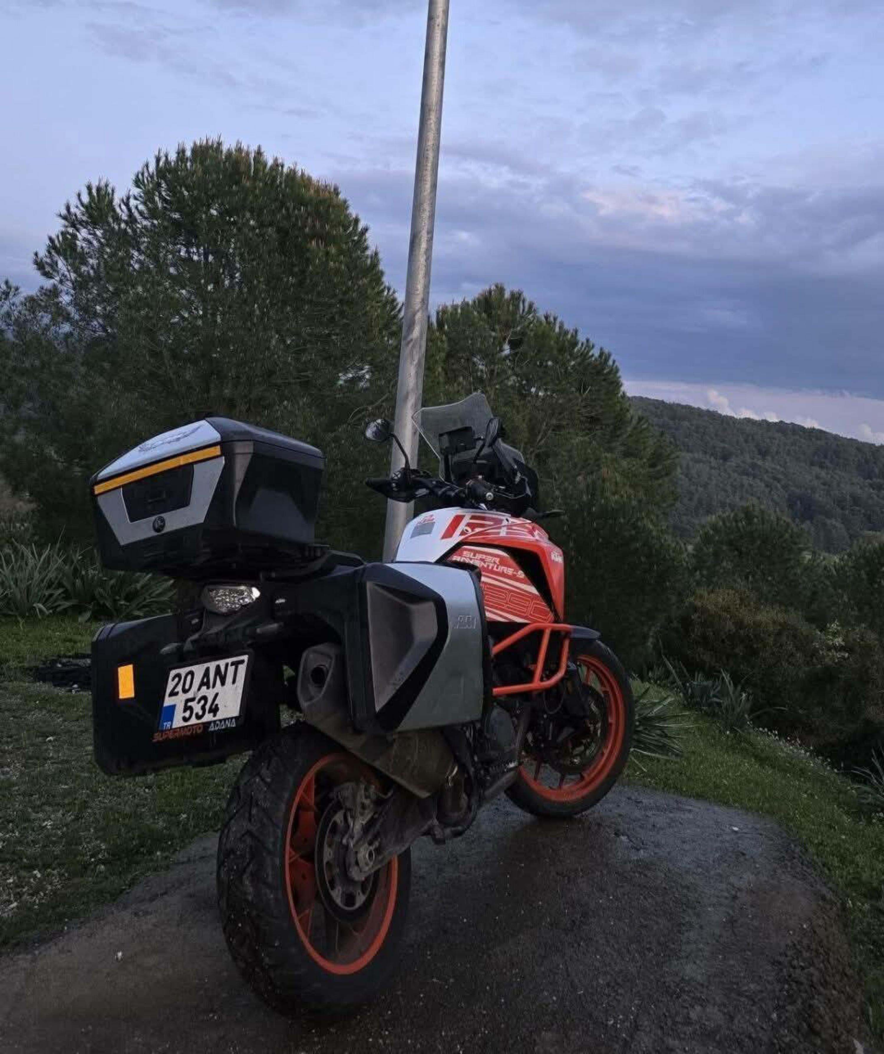 3 G U N D U R K A Y I P O L A R A K A R A N A N K U R Y E O R M A 661931 196215