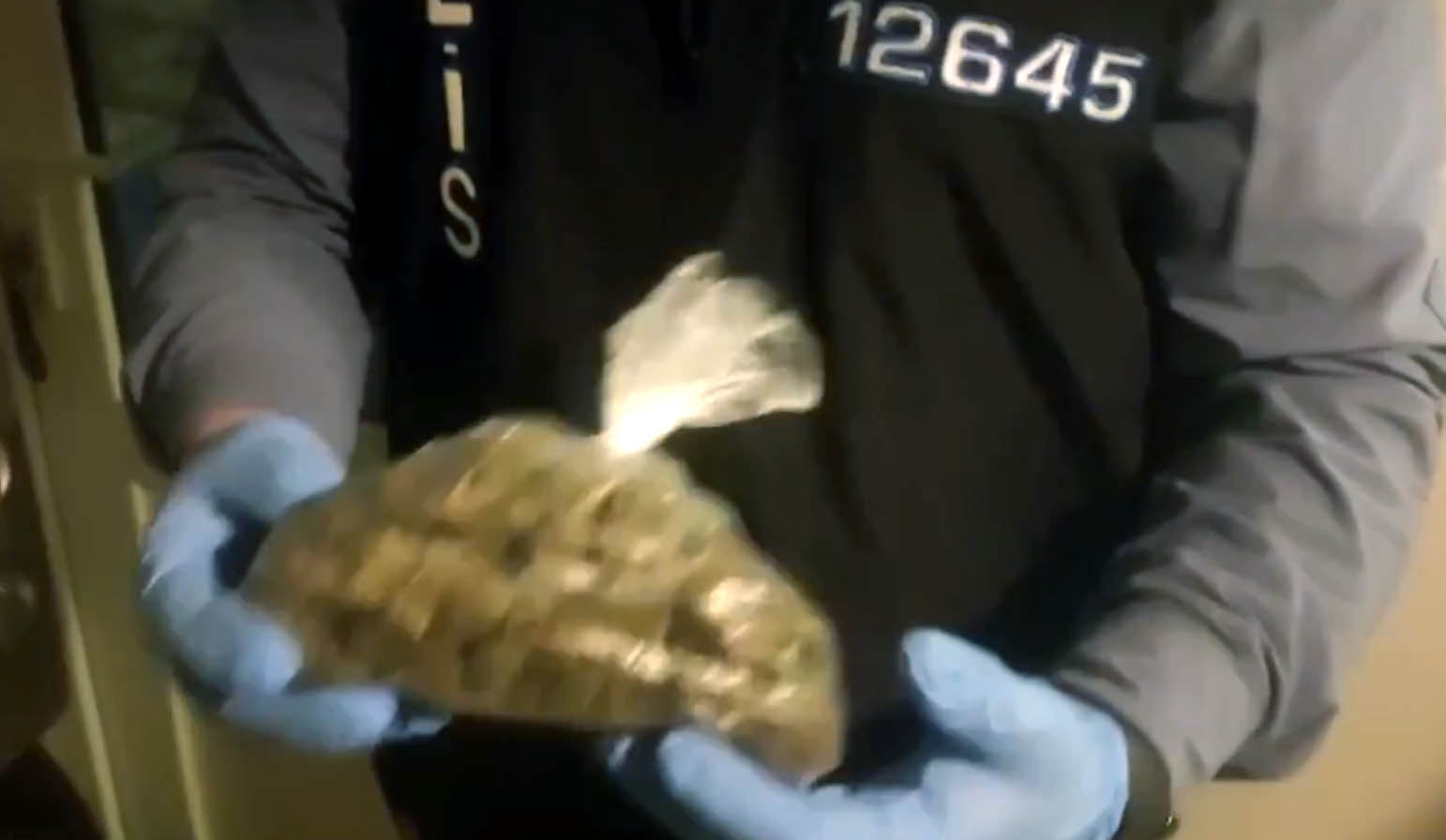 A N K A R A D A C U M H U R I Y E T T A R I H I N I N E N B U Y U K 663182 196602