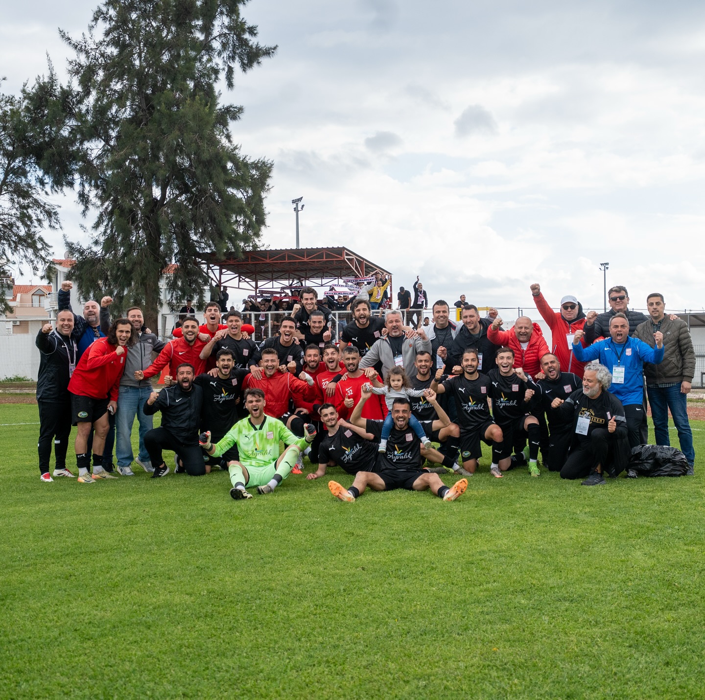 A Y V A L I K G U C U I L E A L I A G A B U Y U K Y A R I S T A 661628 196123